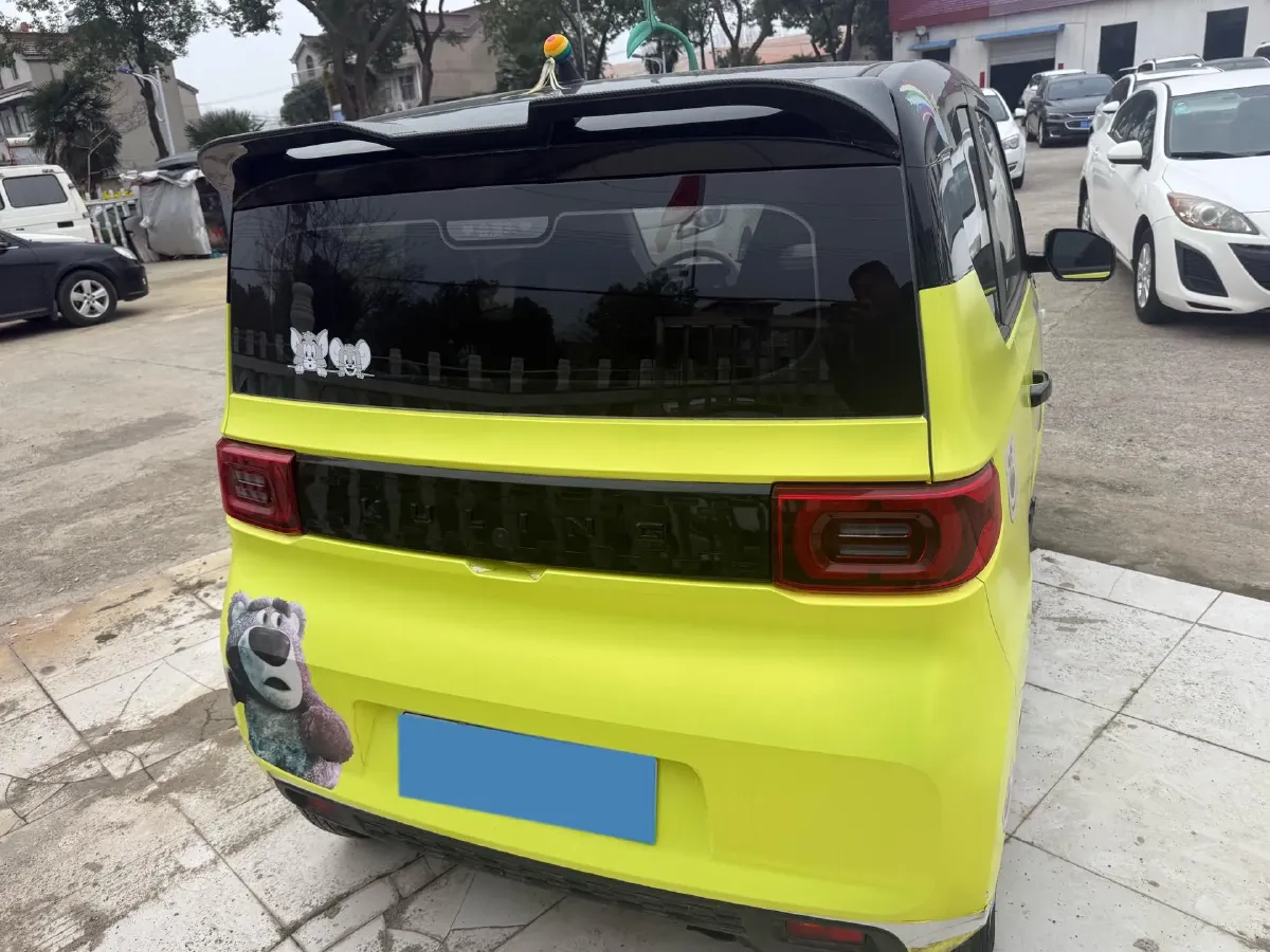 2021 WuLing HongGuang MINI EV BEV 13.9KWH,autocango,china used car exporter,china ev exporter,chinese used car exporter,chinese used ev exporter