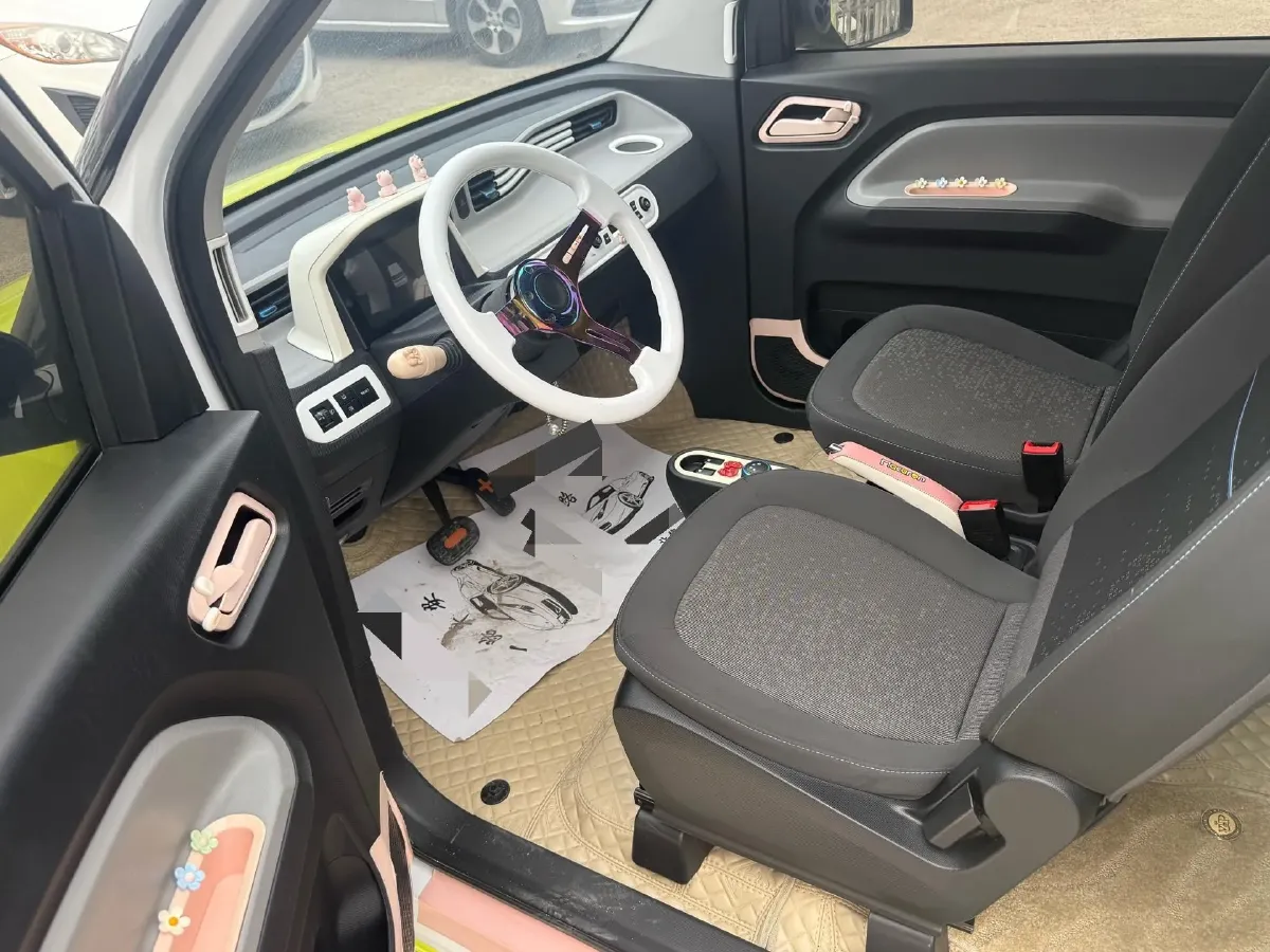 2021 WuLing HongGuang MINI EV BEV 13.9KWH,autocango,china used car exporter,china ev exporter,chinese used car exporter,chinese used ev exporter