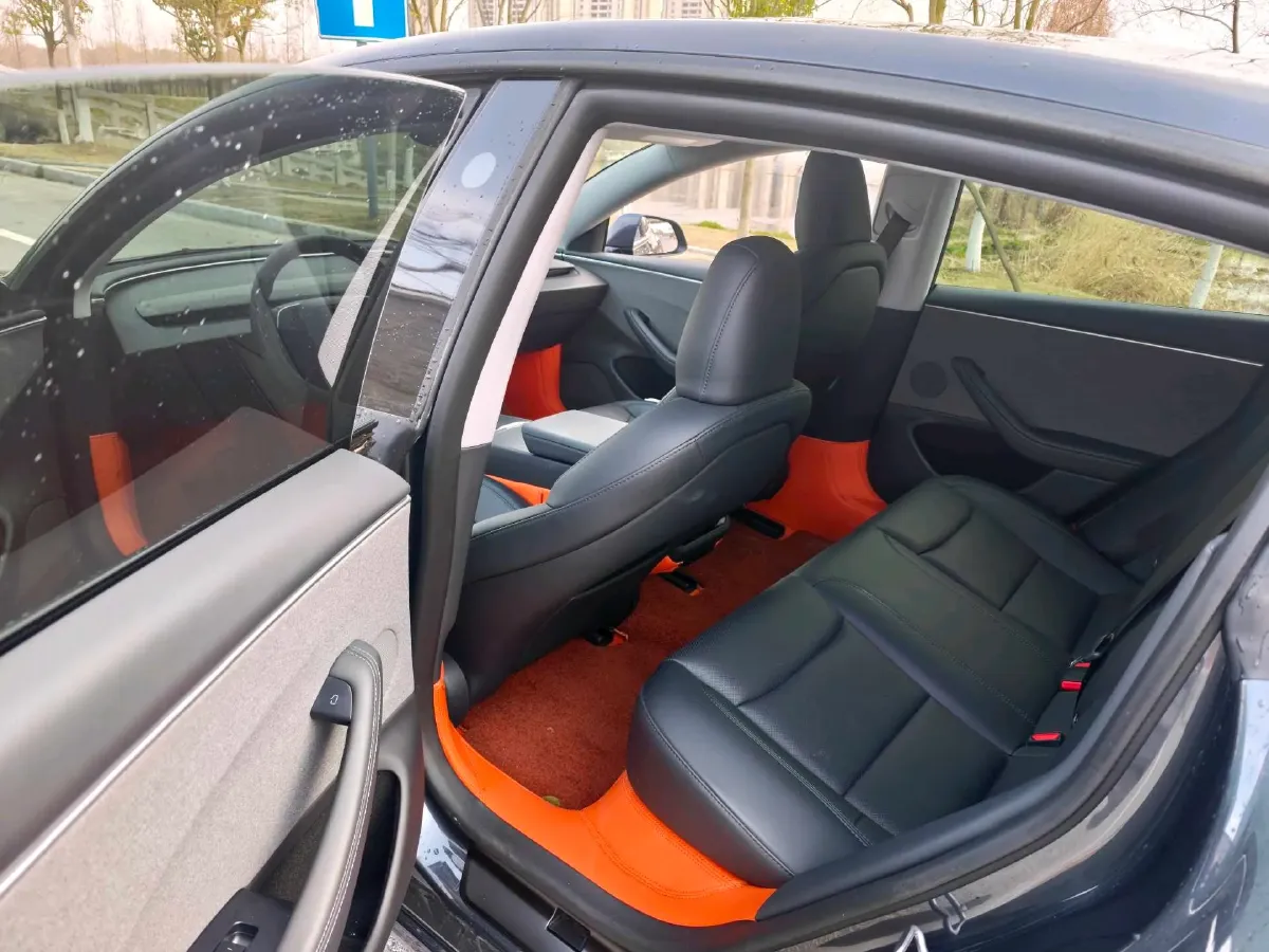 2025 Tesla Model 3 BEV 62.5KWH,autocango,china used car exporter,china ev exporter,chinese used car exporter,chinese used ev exporter