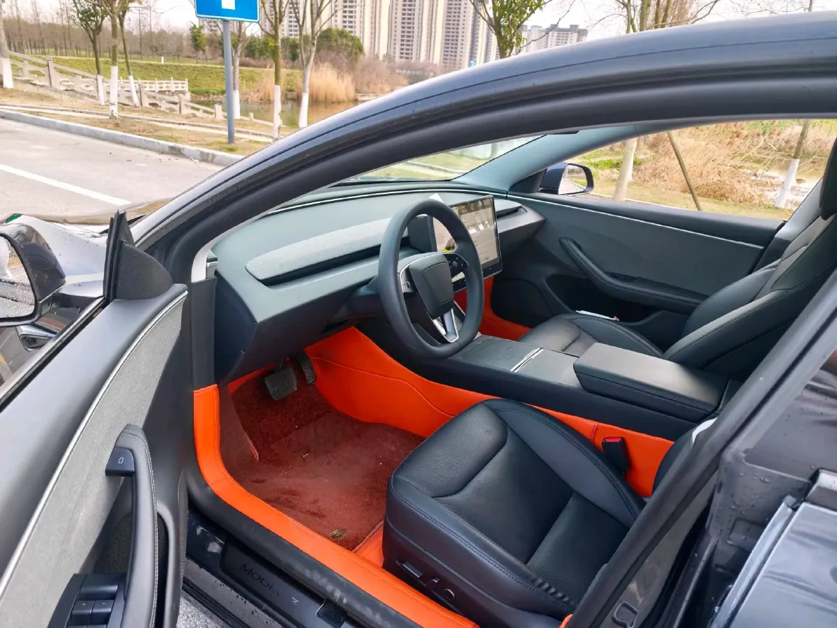 2025 Tesla Model 3 BEV 62.5KWH,autocango,china used car exporter,china ev exporter,chinese used car exporter,chinese used ev exporter