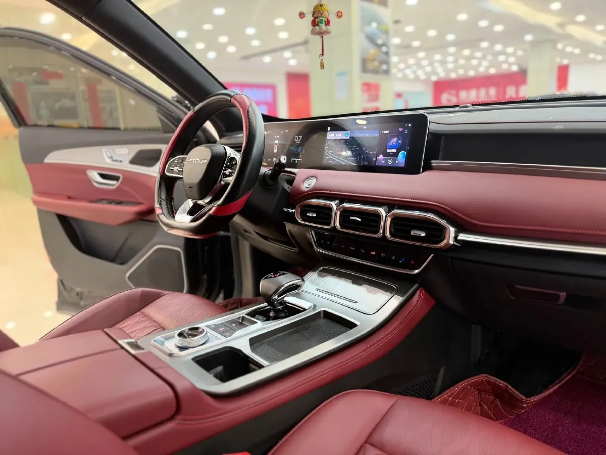 2025 Jetour X70 Plus 1.5T 156HP L4 6DCT,autocango,china used car exporter,china ev exporter,chinese used car exporter,chinese used ev exporter