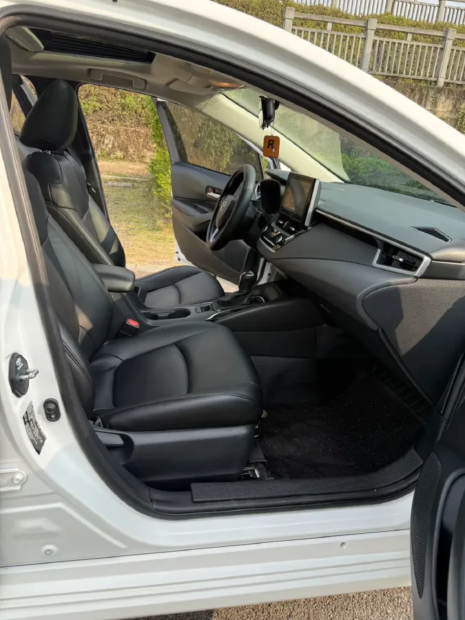 2019 Toyota Corolla 1.2T 116HP L4 CVT,autocango,china used car exporter,china ev exporter,chinese used car exporter,chinese used ev exporter