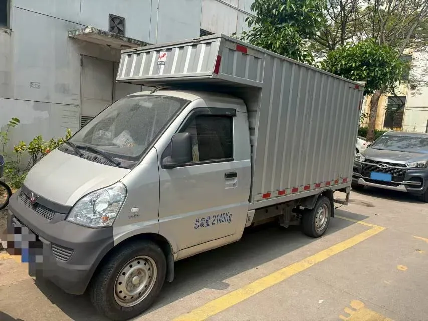 2021 WuLing RongGuang Mini Truck 1.5L 99HP L4 5MT,autocango,china used car exporter,china ev exporter,chinese used car exporter,chinese used ev exporter
