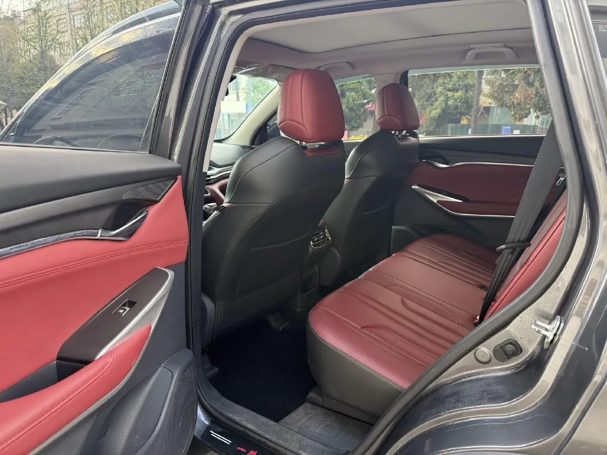 2021 ChangAn CS75 Plus 1.5T 178HP L4 6AT,autocango,china used car exporter,china ev exporter,chinese used car exporter,chinese used ev exporter