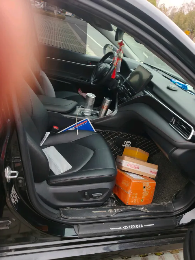 2021 Toyota Camry 2.5L 209HP L4 8AT,autocango,china used car exporter,china ev exporter,chinese used car exporter,chinese used ev exporter