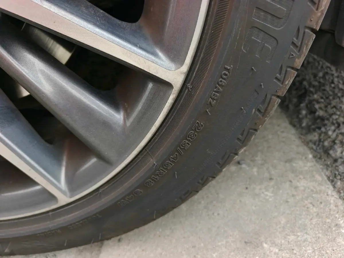 2021 Toyota Camry 2.5L 209HP L4 8AT,autocango,china used car exporter,china ev exporter,chinese used car exporter,chinese used ev exporter