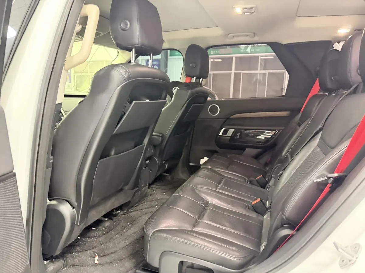 2017 Land Rover Discovery Sport 2.0T 241HP L4 9AT,autocango,china used car exporter,china ev exporter,chinese used car exporter,chinese used ev exporter