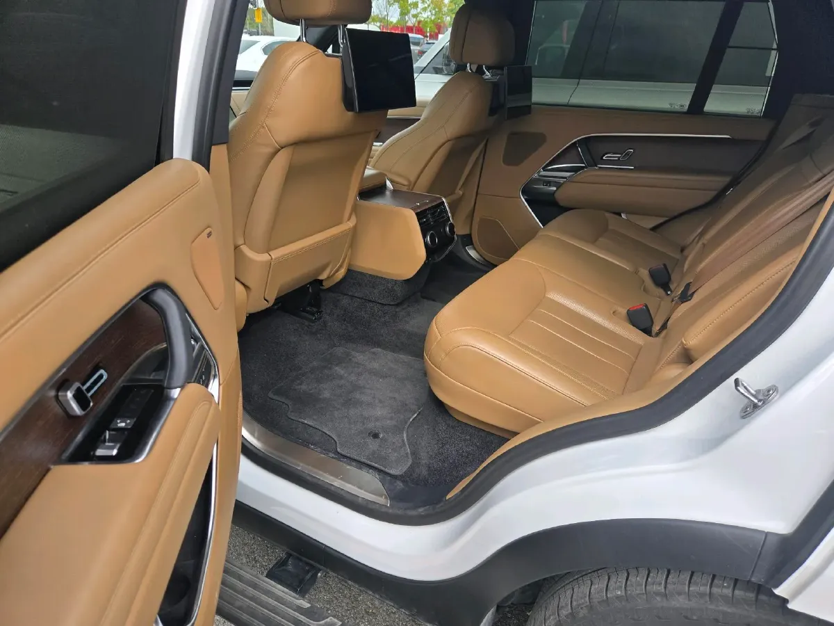 2024 Land Rover Range Rover 3.0T 400HP L6 8AT,autocango,china used car exporter,china ev exporter,chinese used car exporter,chinese used ev exporter