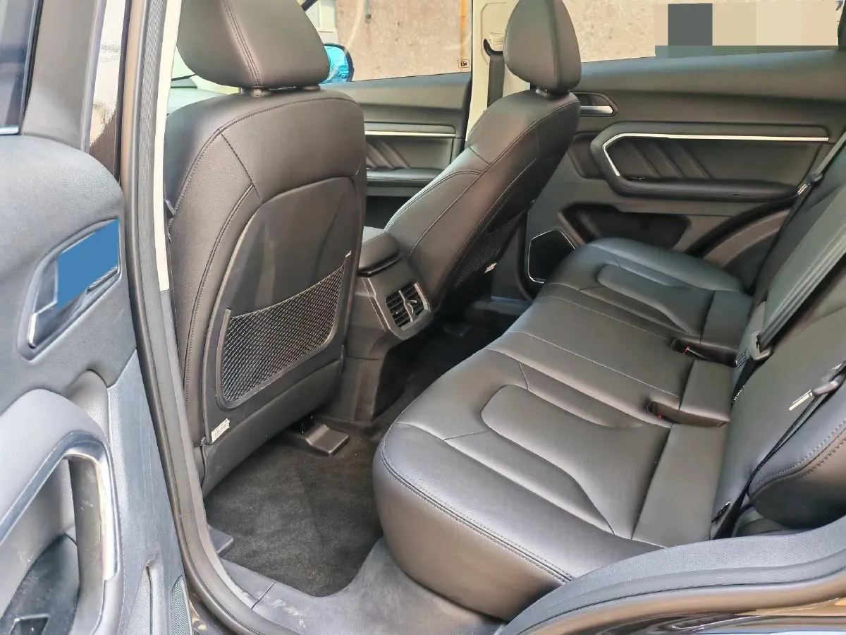 2017 Haval H6 1.5T 169HP L4 7DCT,autocango,china used car exporter,china ev exporter,chinese used car exporter,chinese used ev exporter