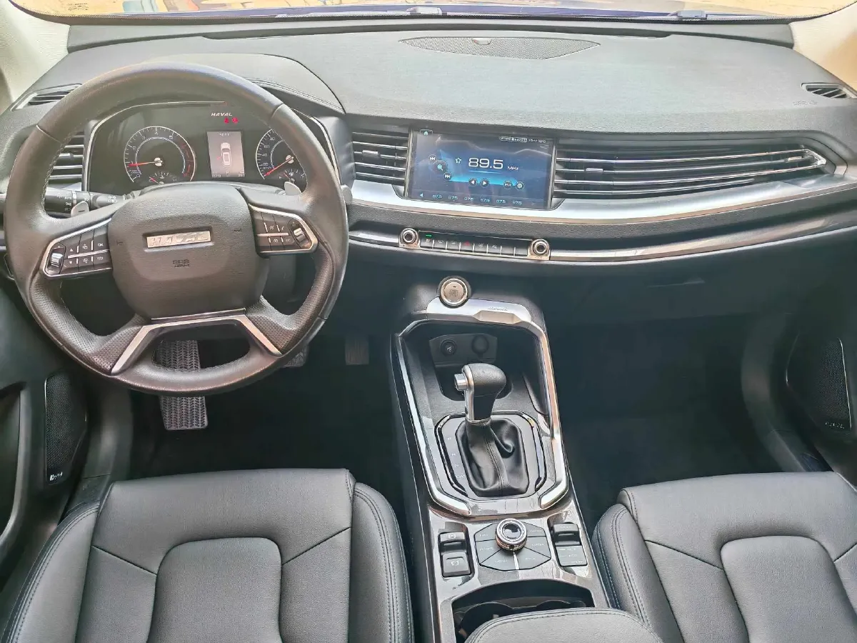 2017 Haval H6 1.5T 169HP L4 7DCT,autocango,china used car exporter,china ev exporter,chinese used car exporter,chinese used ev exporter