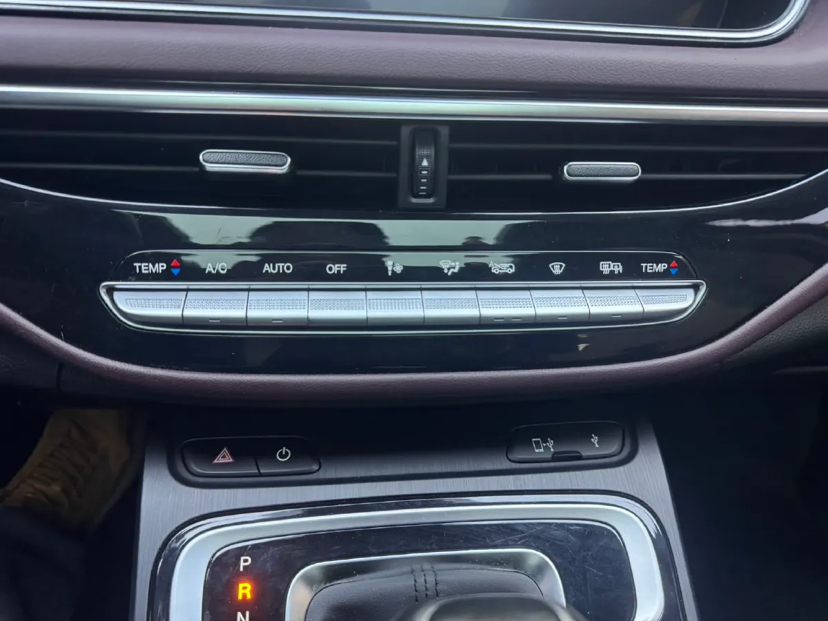 2021 GAC Trumpchi M6 1.5T 169HP L4 7DCT,autocango,china used car exporter,china ev exporter,chinese used car exporter,chinese used ev exporter