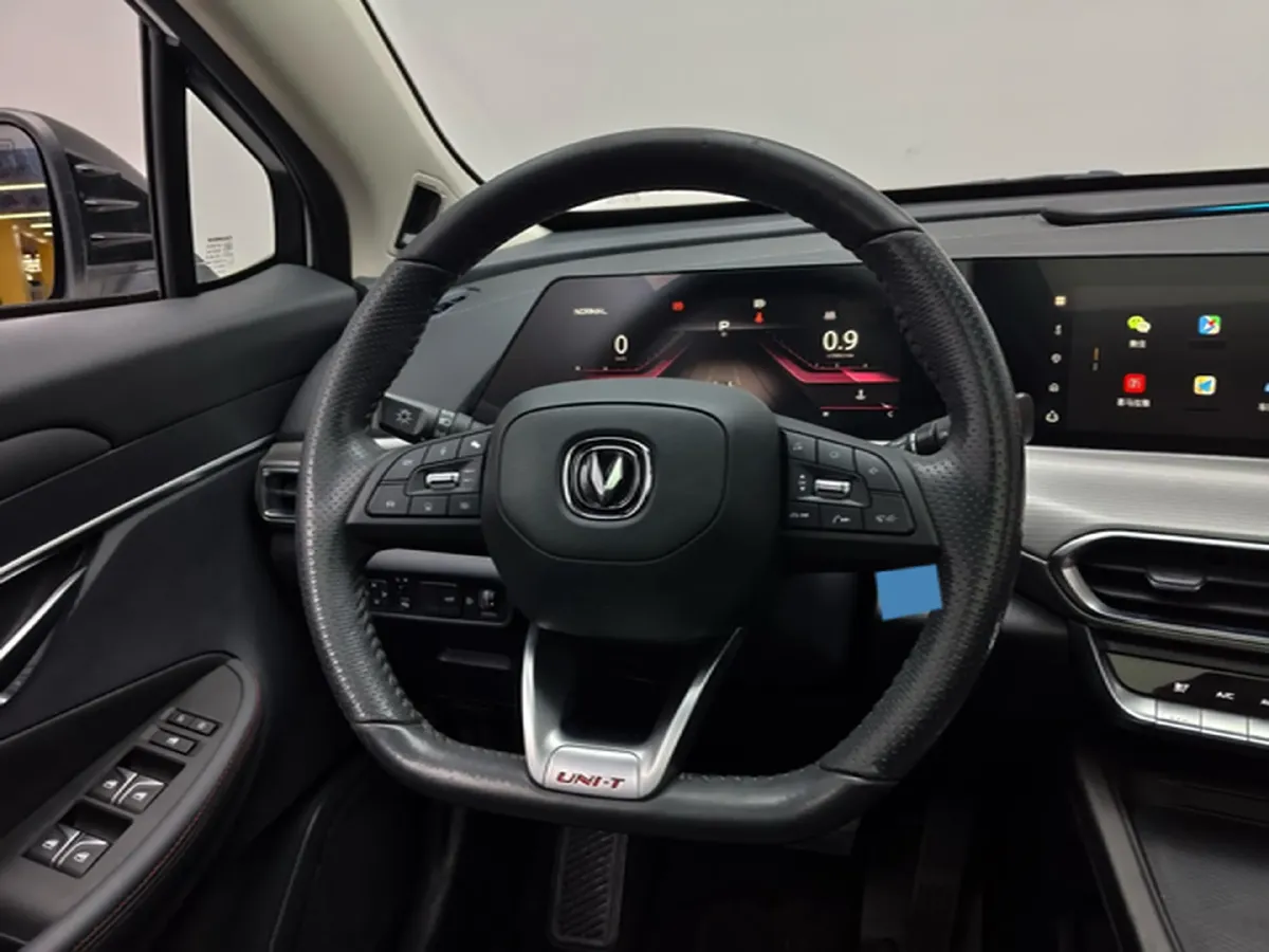 2020 ChangAn UNI-T 1.5T 180HP L4 7DCT,autocango,china used car exporter,china ev exporter,chinese used car exporter,chinese used ev exporter