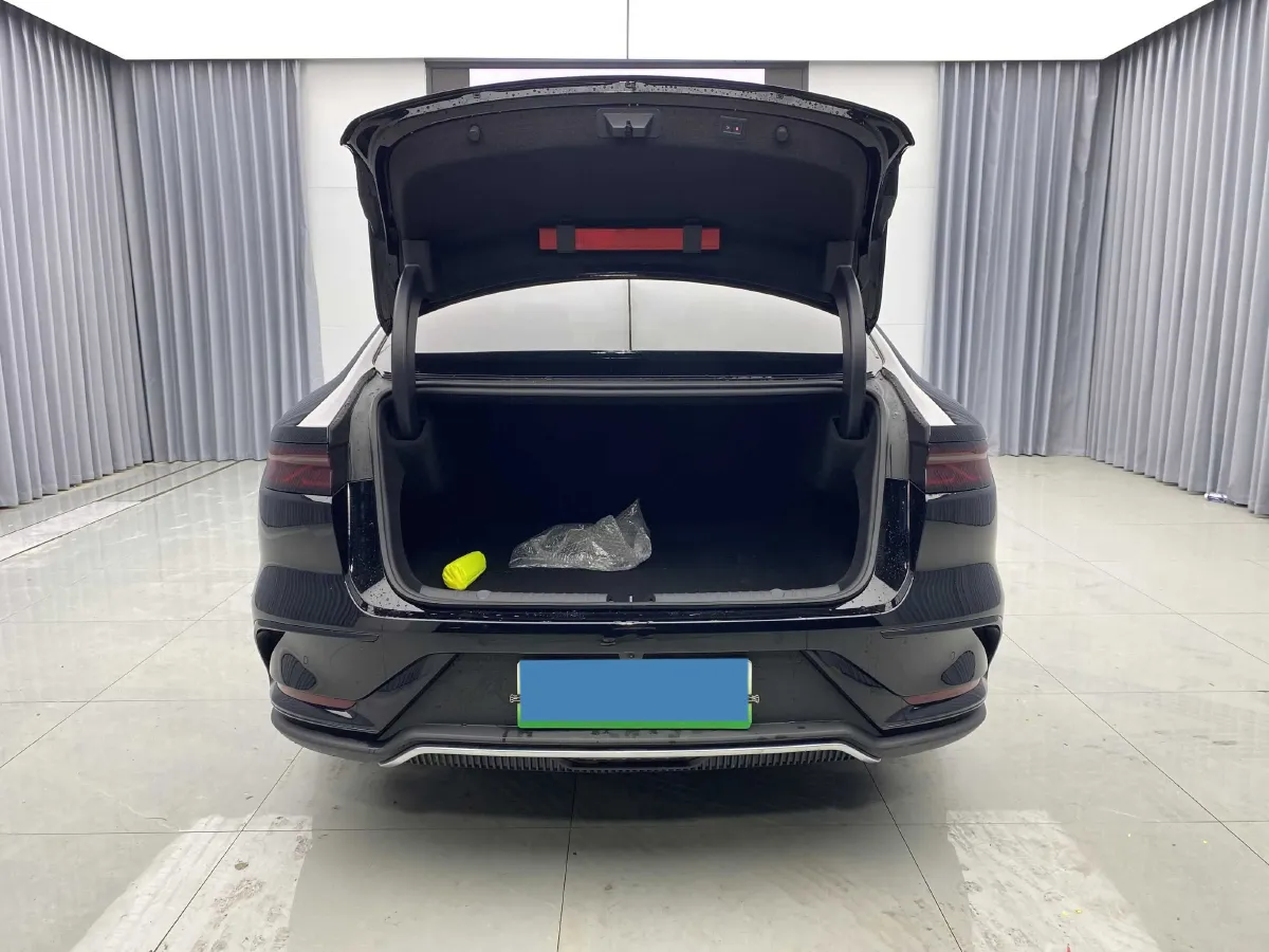 2025 BYD Han BEV 60.48KWH,autocango,china used car exporter,china ev exporter,chinese used car exporter,chinese used ev exporter