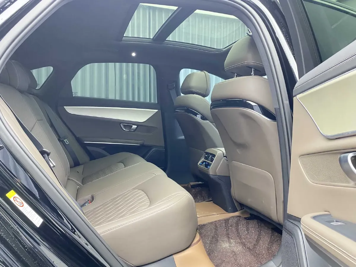 2025 BYD Han BEV 60.48KWH,autocango,china used car exporter,china ev exporter,chinese used car exporter,chinese used ev exporter