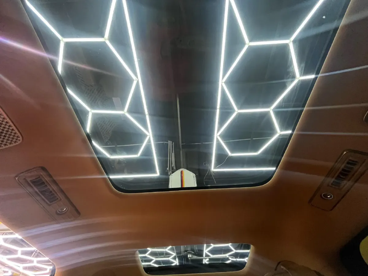 2025 Denza D9 1.5T 156HP L4 E-CVT PHEV 40KWH,autocango,china used car exporter,china ev exporter,chinese used car exporter,chinese used ev exporter