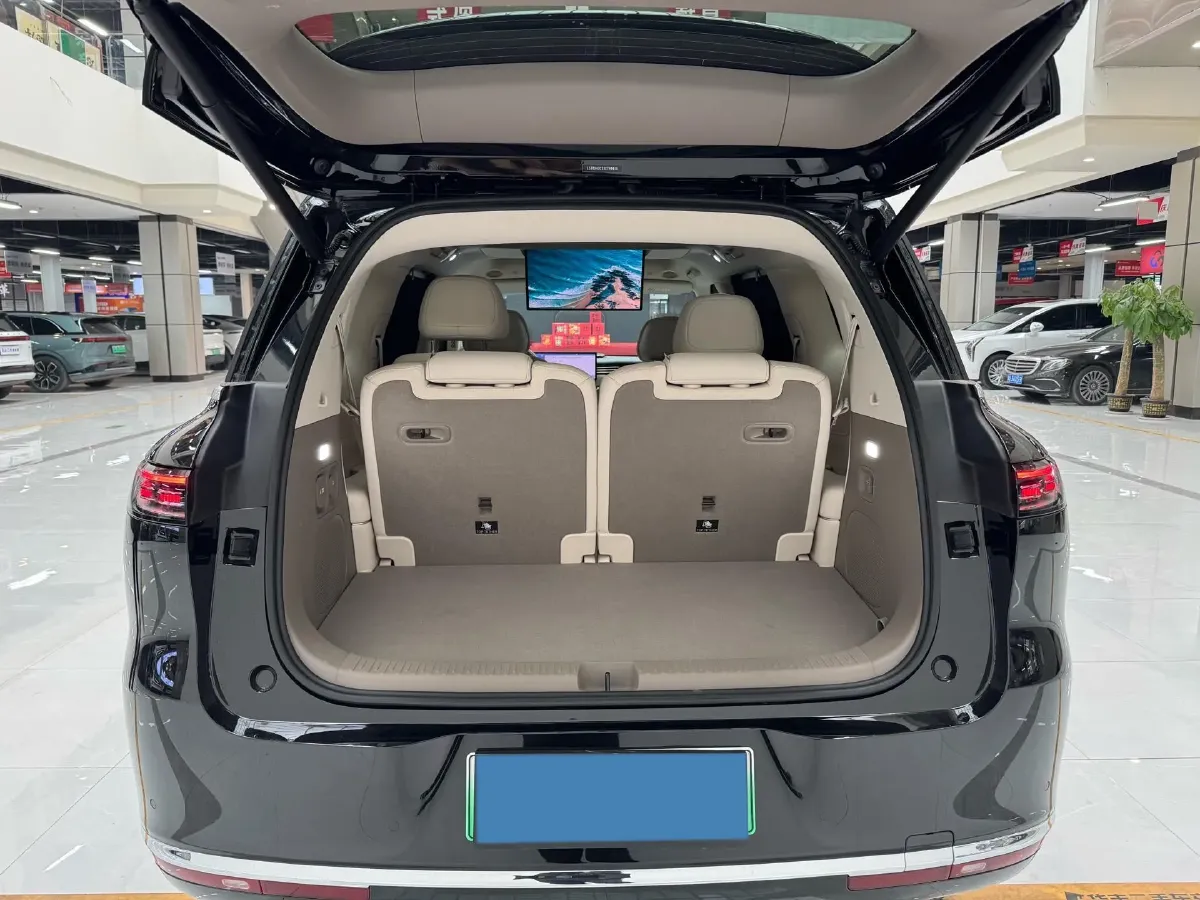 2026 IM LS9 REEV 155HP REEV,autocango,china used car exporter,china ev exporter,chinese used car exporter,chinese used ev exporter