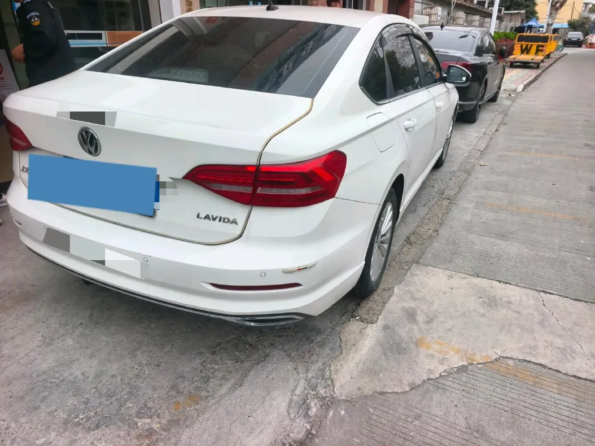 2018 Volkswagen Lavida 1.2T 116HP L4 7DCT,autocango,china used car exporter,china ev exporter,chinese used car exporter,chinese used ev exporter
