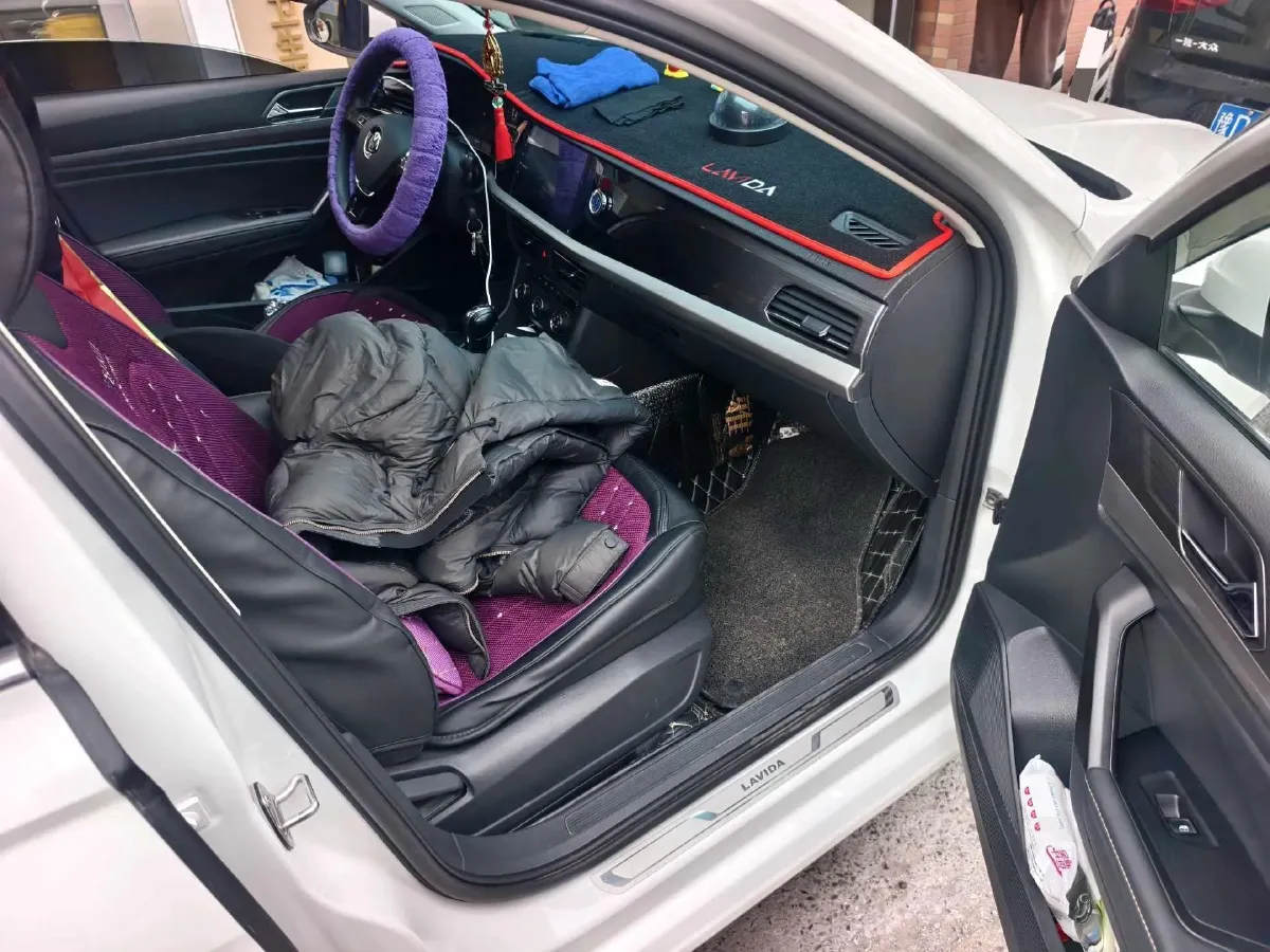 2018 Volkswagen Lavida 1.2T 116HP L4 7DCT,autocango,china used car exporter,china ev exporter,chinese used car exporter,chinese used ev exporter