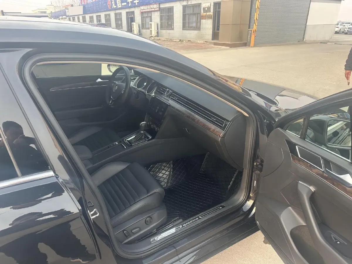 2019 Chevrolet Malibu XL 2.0T 241HP L4 9AT,autocango,china used car exporter,china ev exporter,chinese used car exporter,chinese used ev exporter