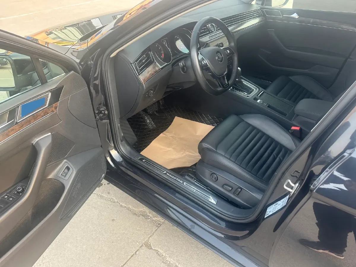 2019 Chevrolet Malibu XL 2.0T 241HP L4 9AT,autocango,china used car exporter,china ev exporter,chinese used car exporter,chinese used ev exporter