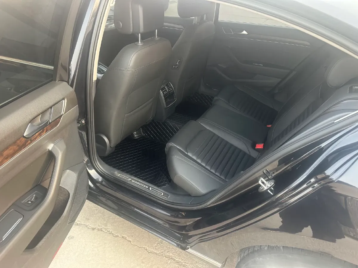 2019 Chevrolet Malibu XL 2.0T 241HP L4 9AT,autocango,china used car exporter,china ev exporter,chinese used car exporter,chinese used ev exporter