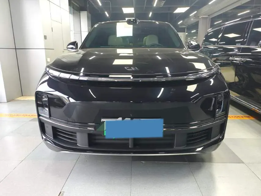 2024 Li L9 Range Extended 154HP REEV 52.3KWH,autocango,china used car exporter,china ev exporter,chinese used car exporter,chinese used ev exporter
