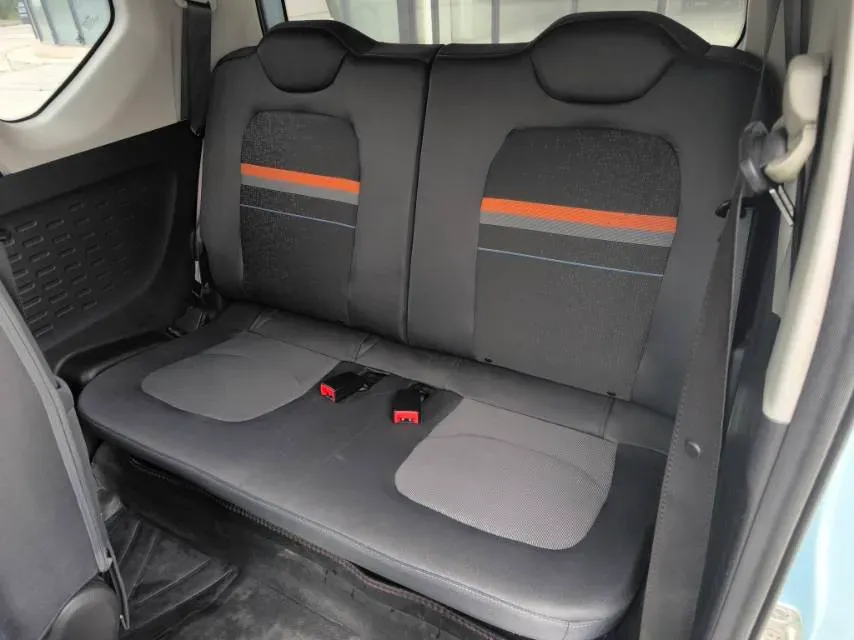 2022 LingBox uni BEV 11.52KWH,autocango,china used car exporter,china ev exporter,chinese used car exporter,chinese used ev exporter