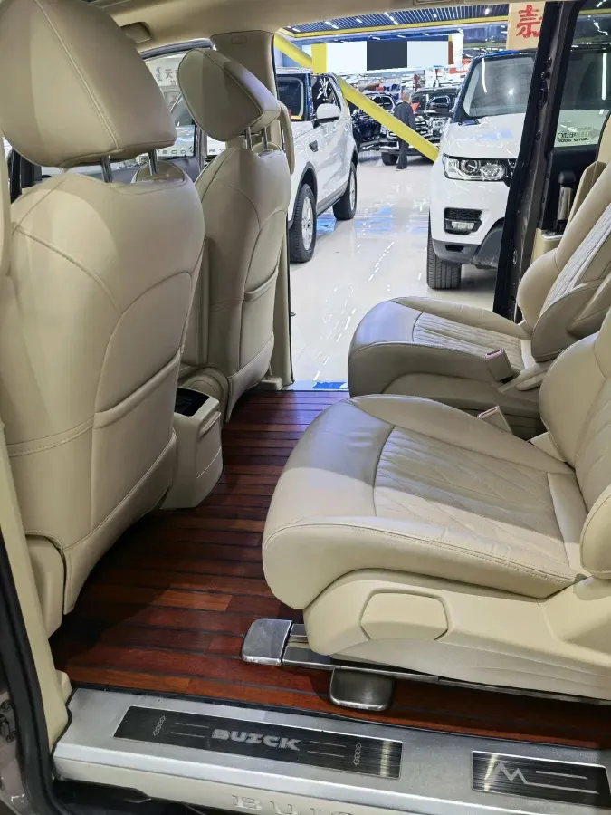 2023 Buick GL8 2.0T 237HP L4 9AT,autocango,china used car exporter,china ev exporter,chinese used car exporter,chinese used ev exporter