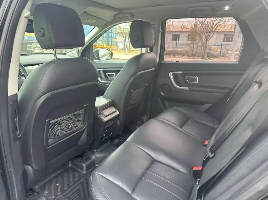 2018 Land Rover Discovery Sport 2.0T 241HP L4 9AT,autocango,china used car exporter,china ev exporter,chinese used car exporter,chinese used ev exporter
