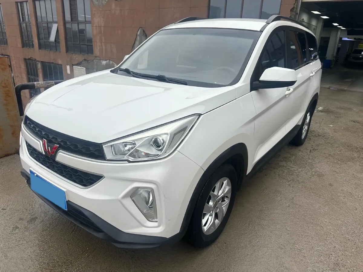 2018 WuLing HongGuang S3 1.5L 112HP L4 6MT,autocango,china used car exporter,china ev exporter,chinese used car exporter,chinese used ev exporter