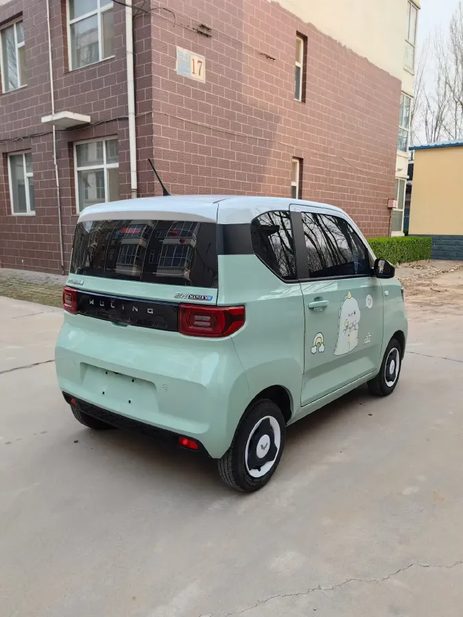 2022 WuLing HongGuang MINI EV BEV 13.8KWH,autocango,china used car exporter,china ev exporter,chinese used car exporter,chinese used ev exporter