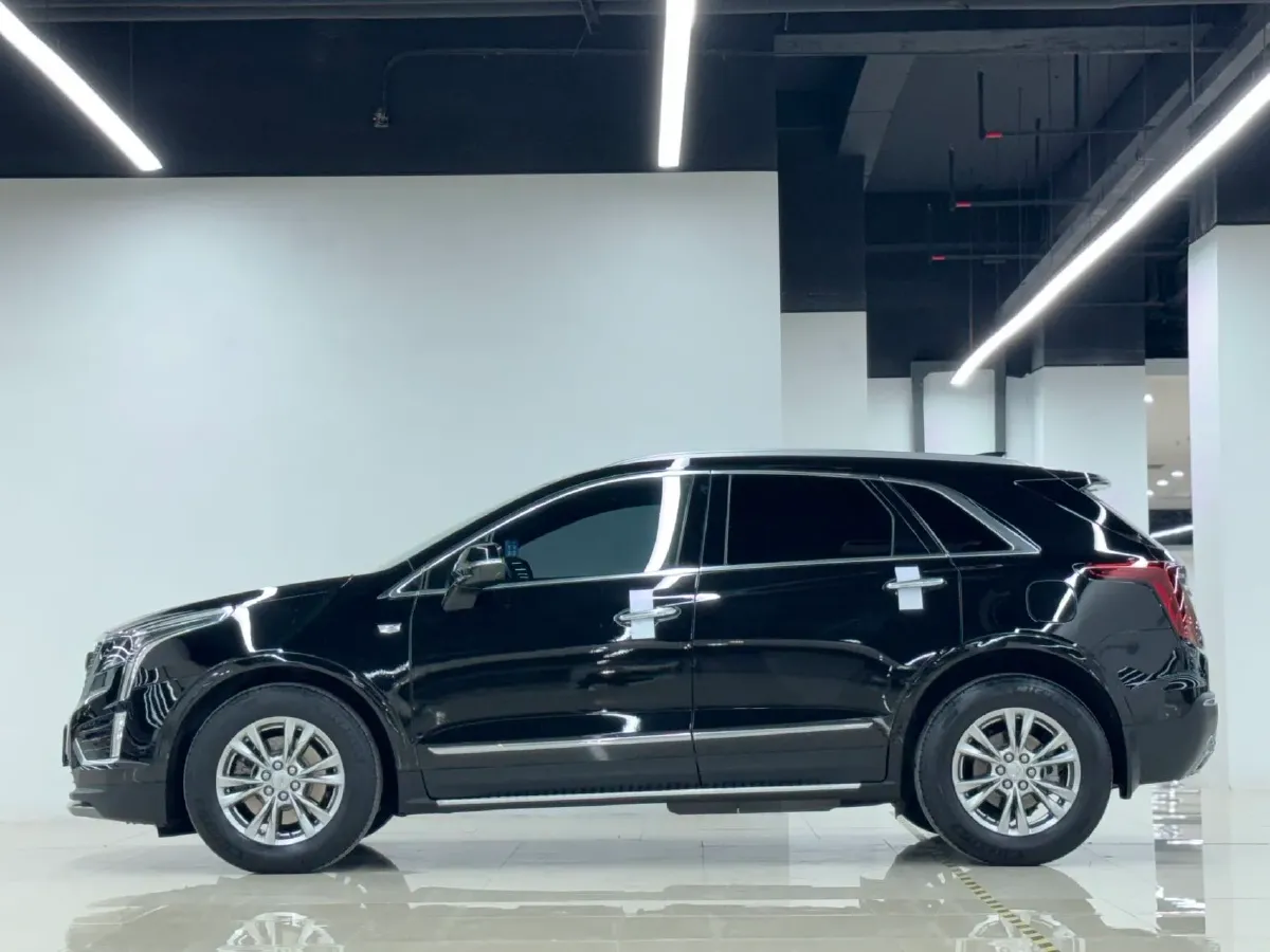 2021 Cadillac XT5 2.0T 237HP L4 9AT,autocango,china used car exporter,china ev exporter,chinese used car exporter,chinese used ev exporter