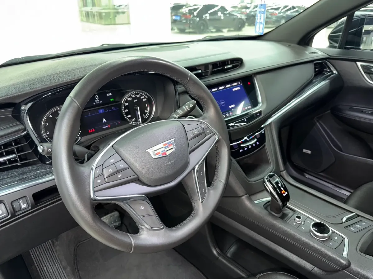 2021 Cadillac XT5 2.0T 237HP L4 9AT,autocango,china used car exporter,china ev exporter,chinese used car exporter,chinese used ev exporter