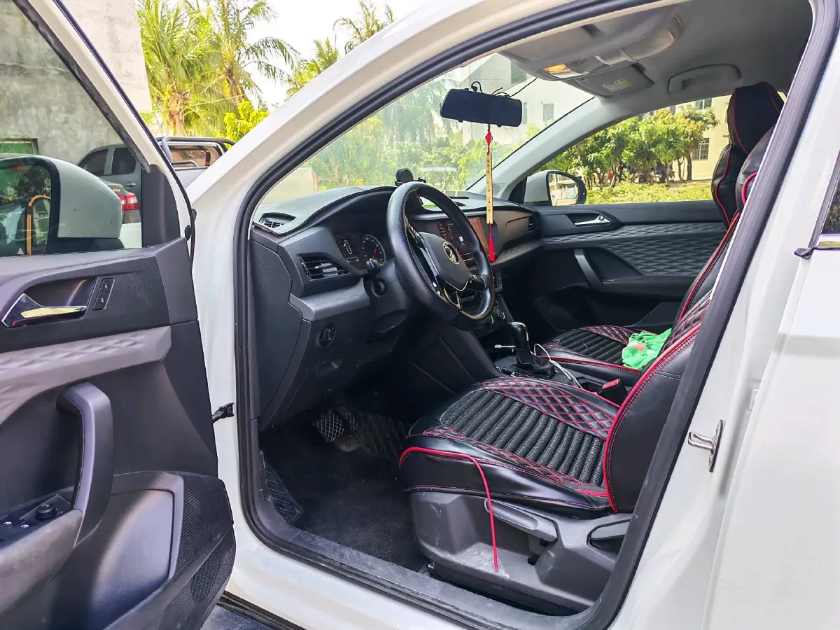 2021 Volkswagen Tharu 1.4T 150HP L4 7DCT,autocango,china used car exporter,china ev exporter,chinese used car exporter,chinese used ev exporter