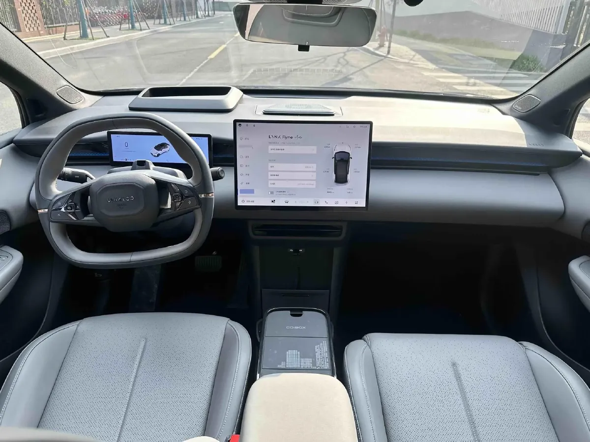 2025 Dongfeng Z9 2.0T 258HP L4 8AT,autocango,china used car exporter,china ev exporter,chinese used car exporter,chinese used ev exporter