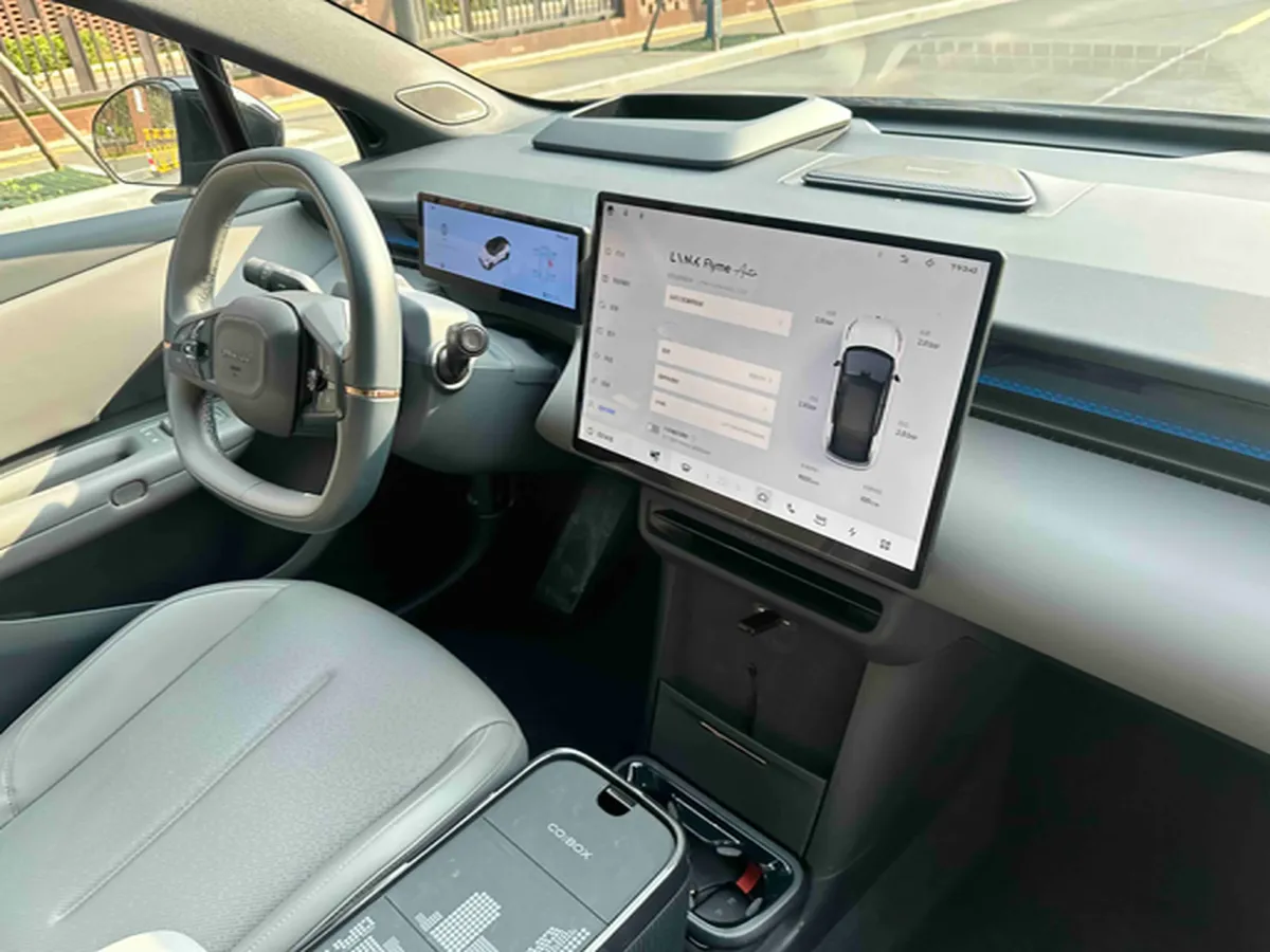 2025 Dongfeng Z9 2.0T 258HP L4 8AT,autocango,china used car exporter,china ev exporter,chinese used car exporter,chinese used ev exporter