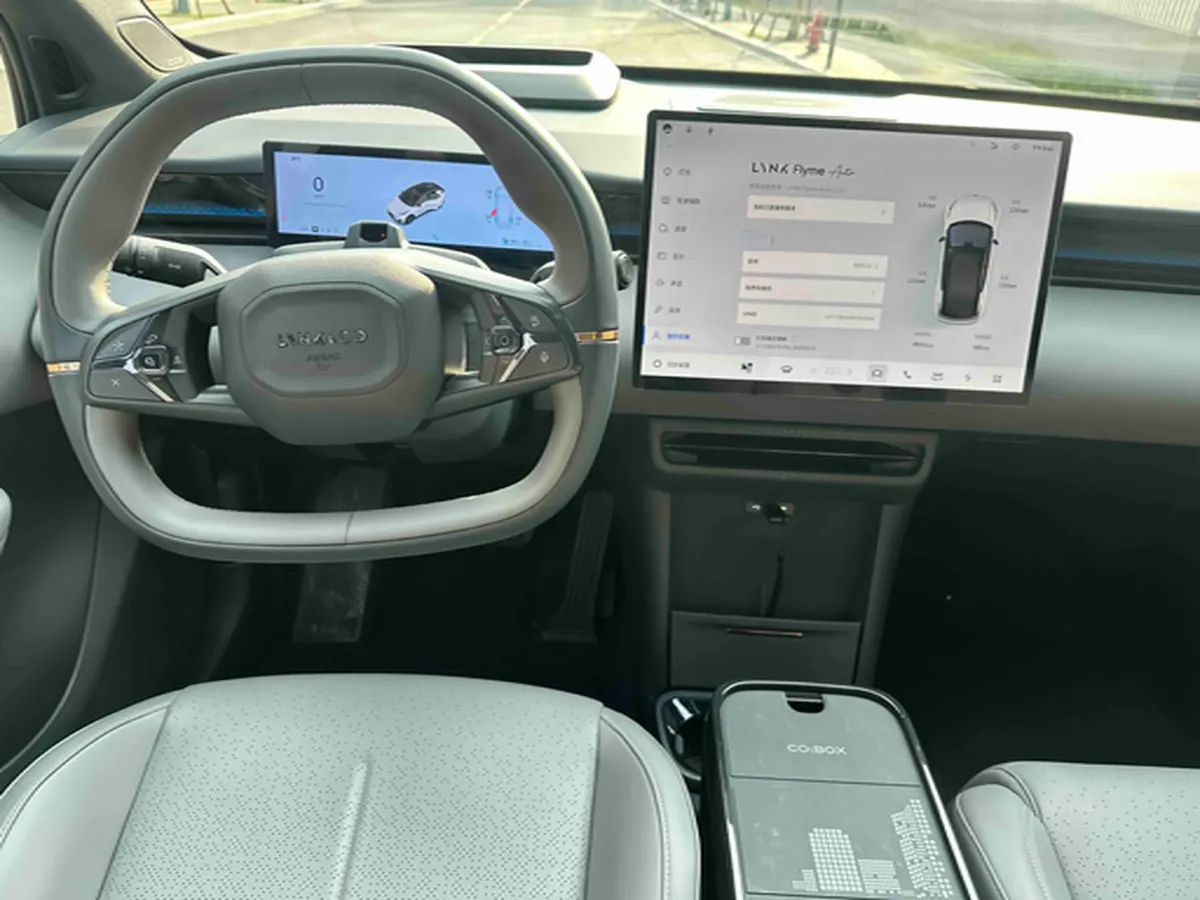 2025 Dongfeng Z9 2.0T 258HP L4 8AT,autocango,china used car exporter,china ev exporter,chinese used car exporter,chinese used ev exporter