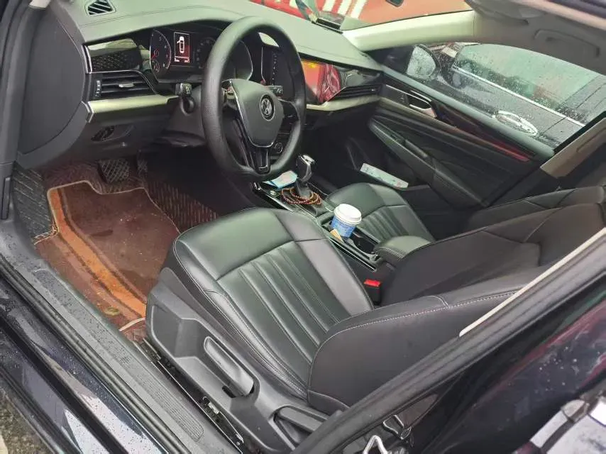 2019 Chevrolet Equinox 1.5T 180HP L4 6AT,autocango,china used car exporter,china ev exporter,chinese used car exporter,chinese used ev exporter