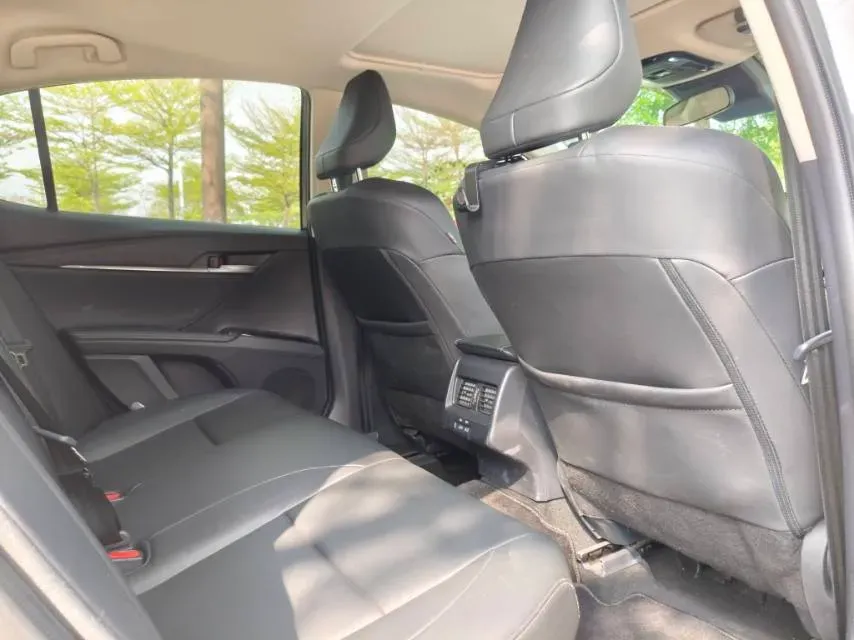 2024 Toyota Camry 2.0L 152HP L4 E-CVT Hybrid,autocango,china used car exporter,china ev exporter,chinese used car exporter,chinese used ev exporter