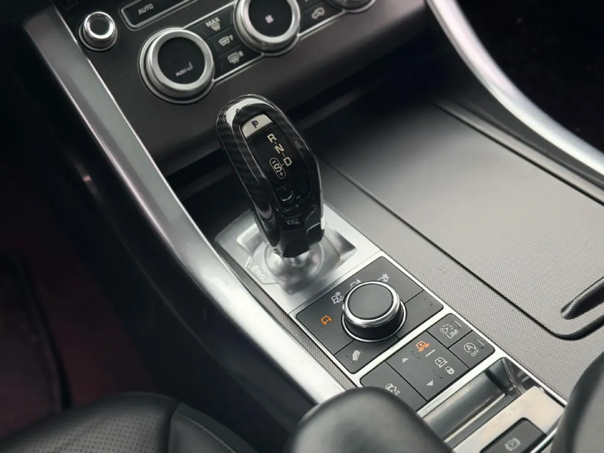 2017 Land Rover Range Rover Sport 3.0T 340HP V6 8AT,autocango,china used car exporter,china ev exporter,chinese used car exporter,chinese used ev exporter
