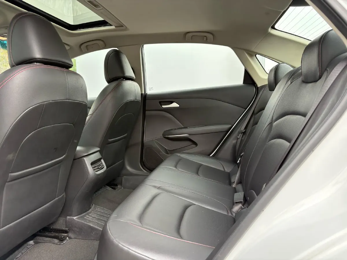 2020 Chevrolet Monza 1.0T 125HP L3 6DCT,autocango,china used car exporter,china ev exporter,chinese used car exporter,chinese used ev exporter