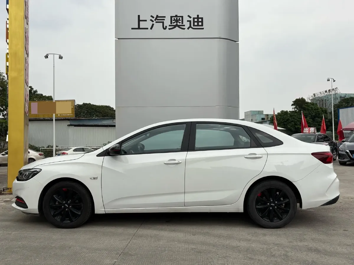 2020 Chevrolet Monza 1.0T 125HP L3 6DCT,autocango,china used car exporter,china ev exporter,chinese used car exporter,chinese used ev exporter