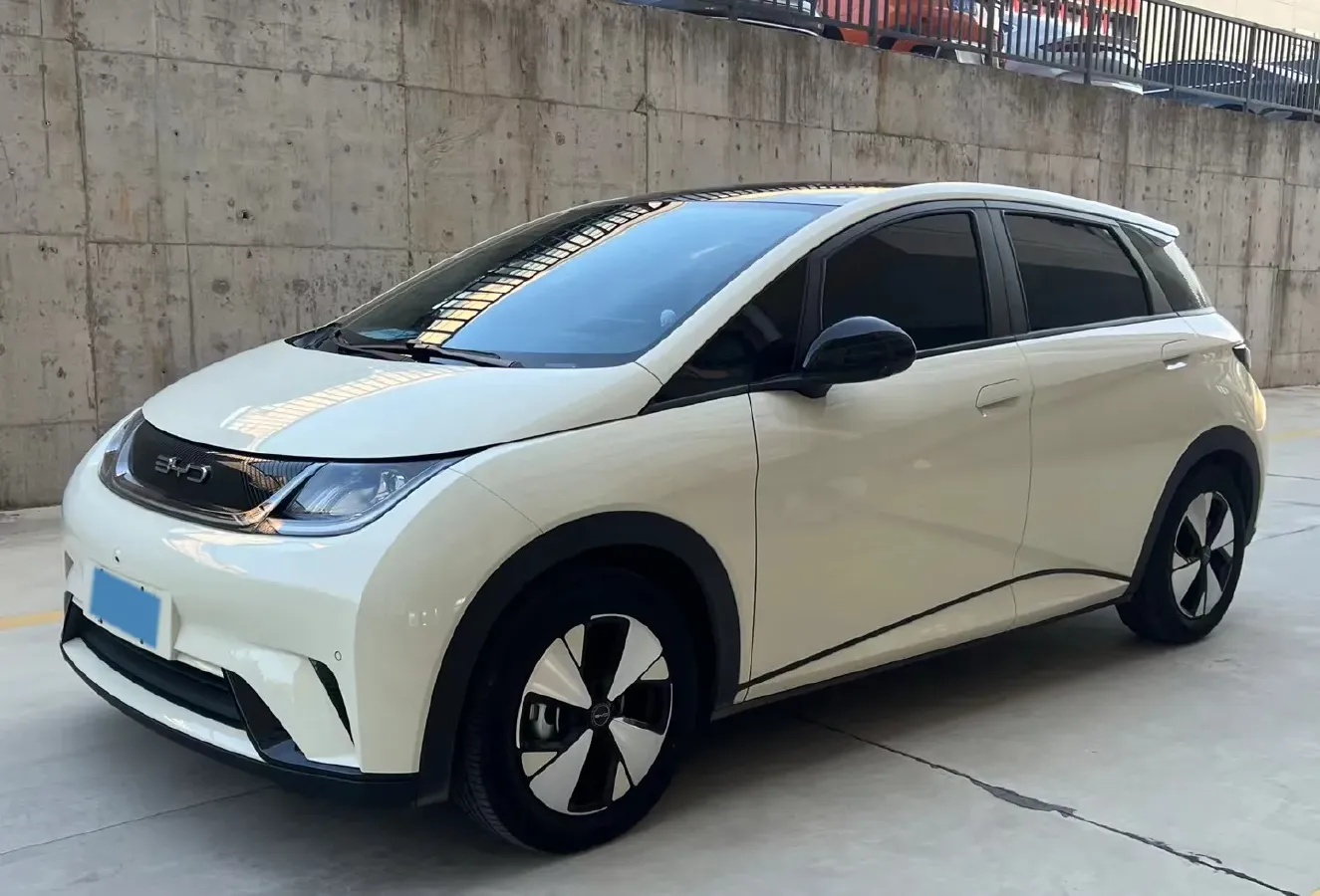 2023 BYD Dolphin BEV 44.928KWH,autocango,china used car exporter,china ev exporter,chinese used car exporter,chinese used ev exporter