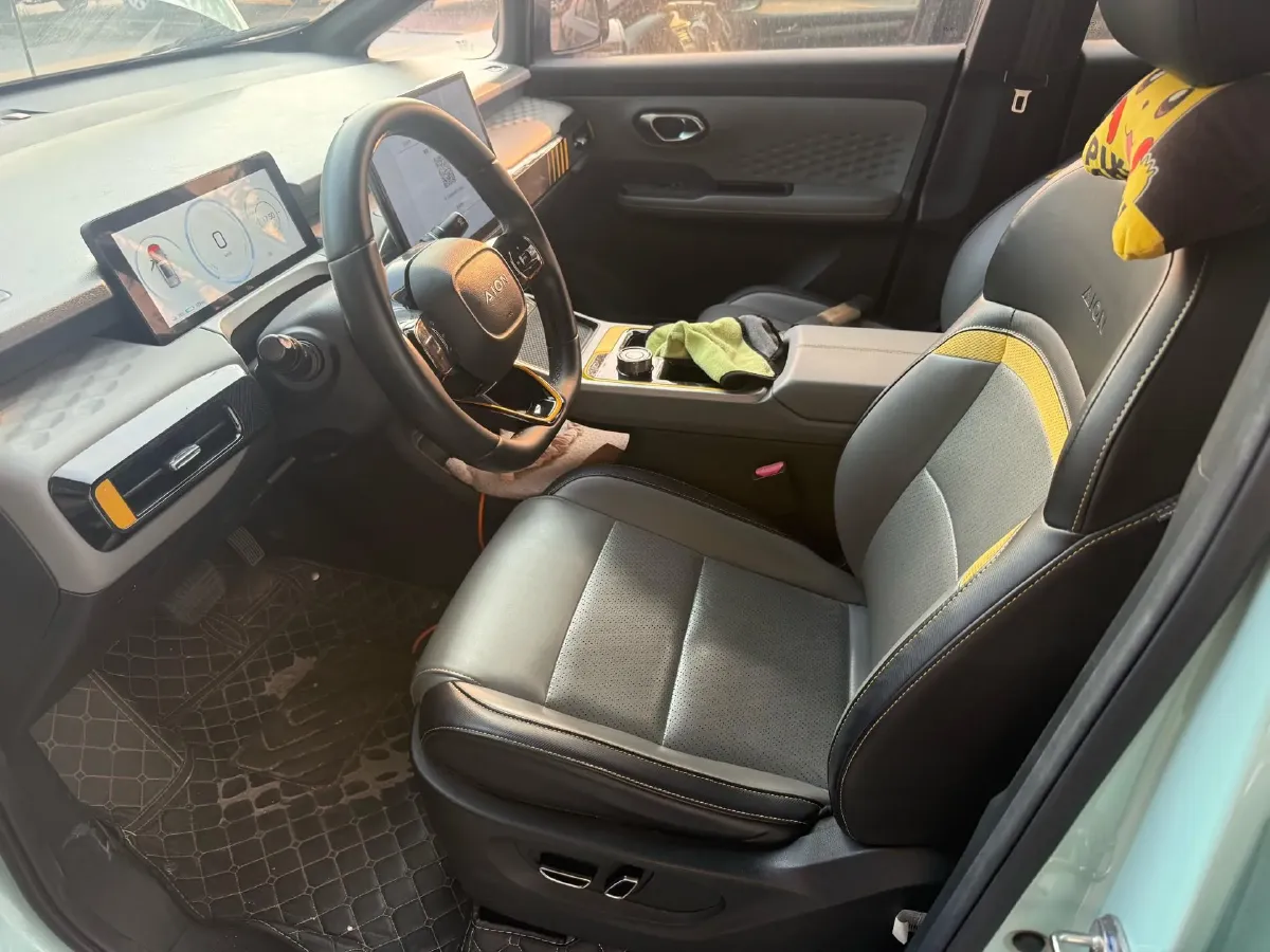 2022 Geely Okavango 1.8T 184HP L4 7DCT,autocango,china used car exporter,china ev exporter,chinese used car exporter,chinese used ev exporter