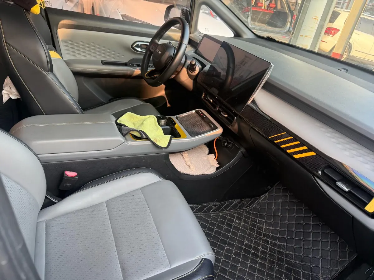 2022 Geely Okavango 1.8T 184HP L4 7DCT,autocango,china used car exporter,china ev exporter,chinese used car exporter,chinese used ev exporter