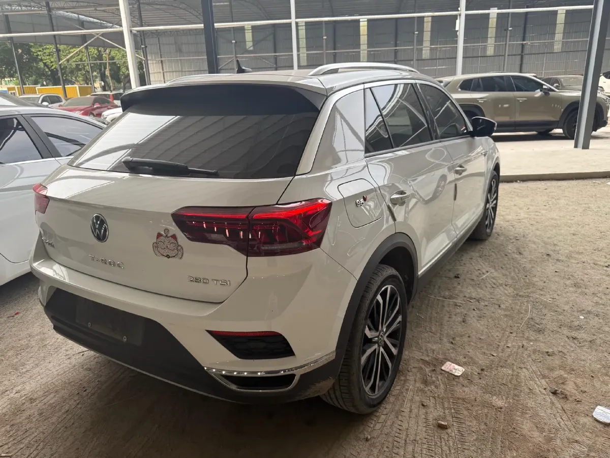 2021 Volkswagen T-Roc 1.4T 150HP L4 7DCT,autocango,china used car exporter,china ev exporter,chinese used car exporter,chinese used ev exporter