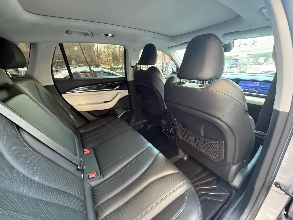 2023 Geely Monjaro 2.0T 238HP L4 8AT,autocango,china used car exporter,china ev exporter,chinese used car exporter,chinese used ev exporter