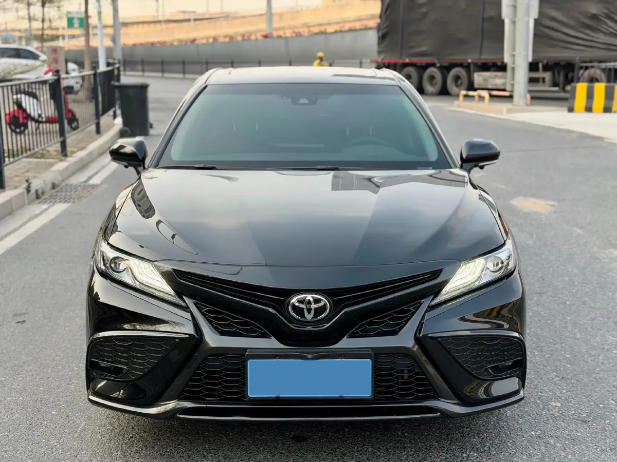 2022 Toyota Camry 2.0L 178HP L4 CVT,autocango,china used car exporter,china ev exporter,chinese used car exporter,chinese used ev exporter
