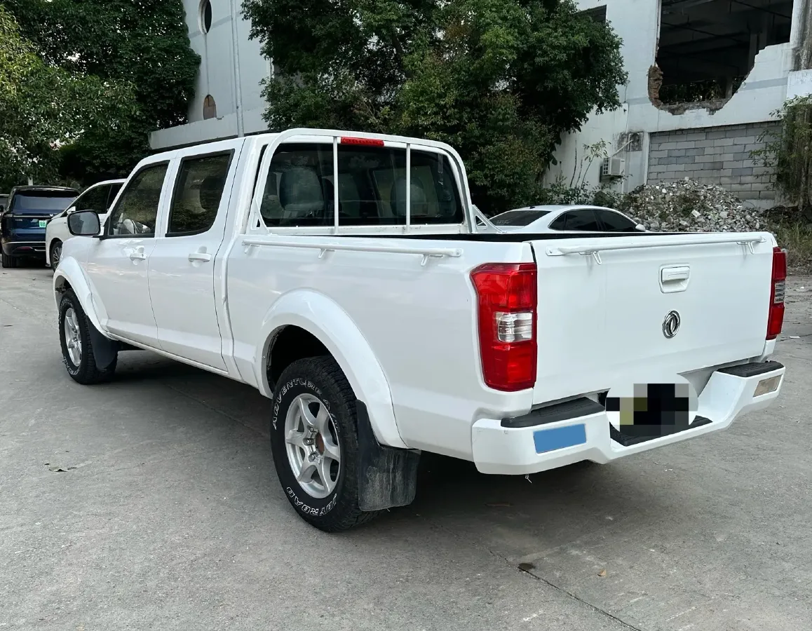 2021 Dongfeng RuiQi 2.4L 158HP L4 5MT,autocango,china used car exporter,china ev exporter,chinese used car exporter,chinese used ev exporter