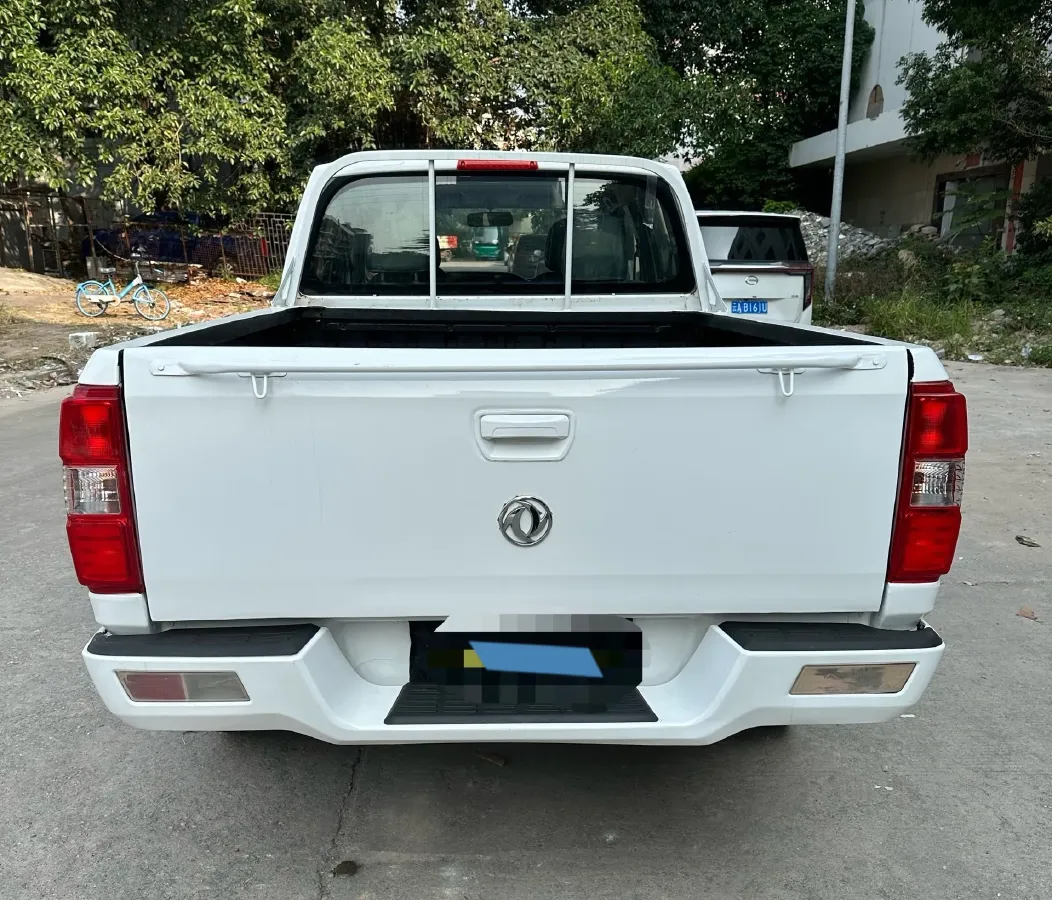 2021 Dongfeng RuiQi 2.4L 158HP L4 5MT,autocango,china used car exporter,china ev exporter,chinese used car exporter,chinese used ev exporter